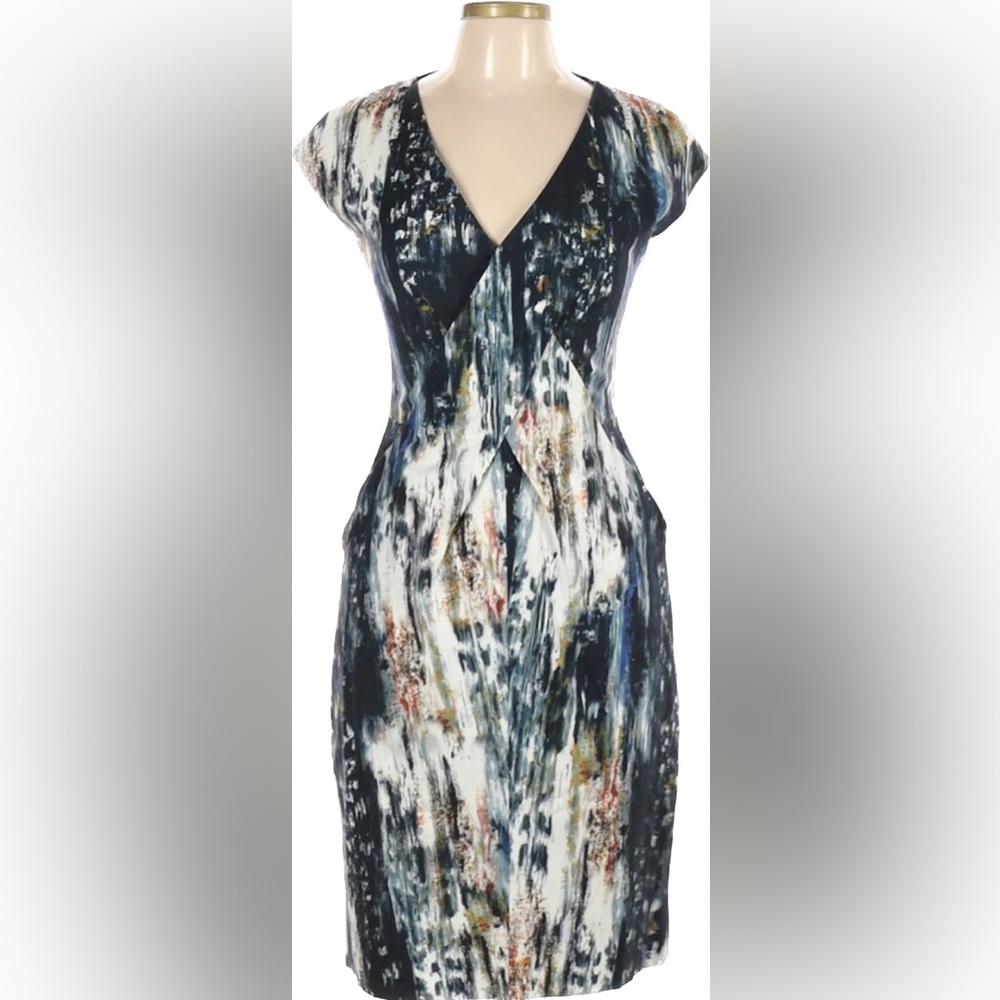 Lela Rose V-Neck cap sleeve dress